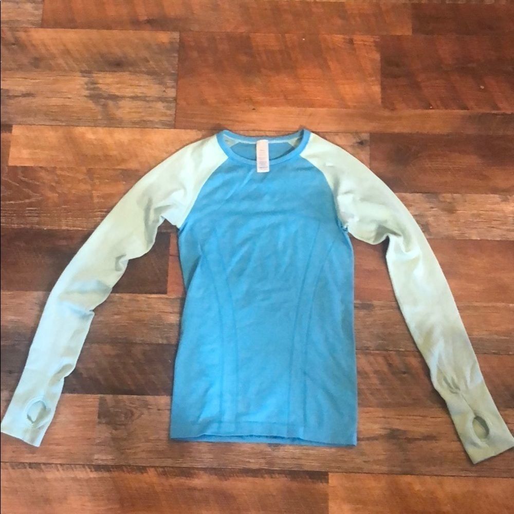 Ivivva top s/p (1586)